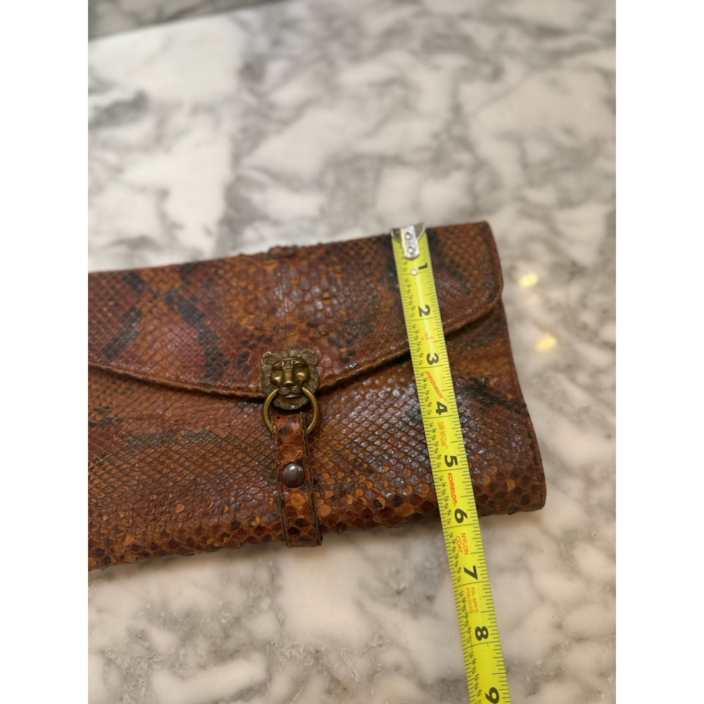 Vintage 1950s European Python Snakeskin Wallet Clutch w/ Lion Head Clasp MCM - Picture 12 of 13